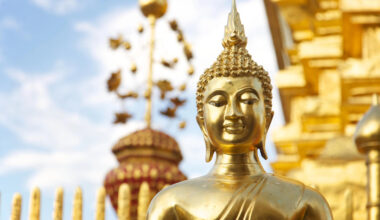 Krievu tūriste ar meitu pazūd pēc ekskursijas Taizemē