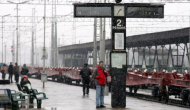 No svētdienas stājas spēkā izmaiņas vilcienu kustībā