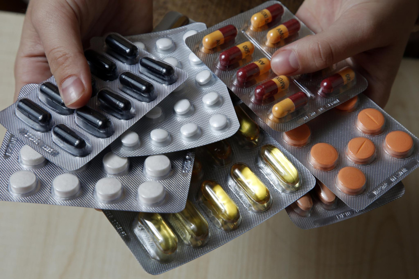 Zāles kļūs lētākas - nra.lv