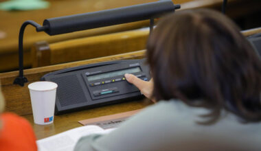 Saeimas deputāti oktobrī kompensācijās kopumā saņēmuši 25 275 eiro