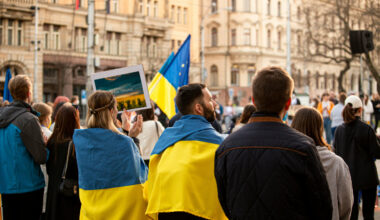 Tusks brīdina: Rietumi riskē zaudēt, ja Krievija sašķels vienotību