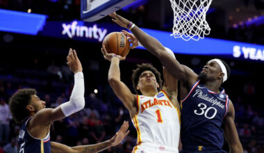 Džonsons salādē 41 punktu, "Hawks" bez Porziņģa uzvar otrajā pagarinājumā – Basketbols – Sportacentrs.com