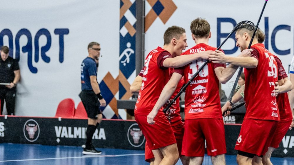 “Valmiera” atkal izglābjas, šoreiz uzvarot “bullīšos” – Florbols – Sportacentrs.com