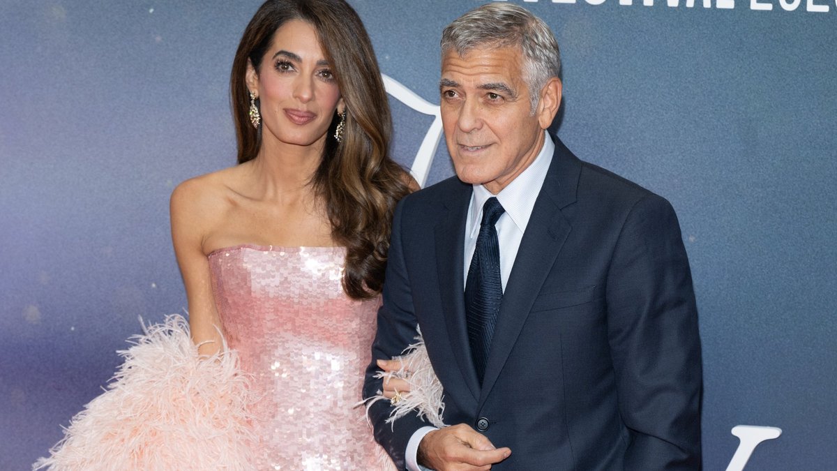 Raizējoties par bērnu dzīvi Holivudā, Džordžs un Amala Klūniji iegūst Francijas pilsonību