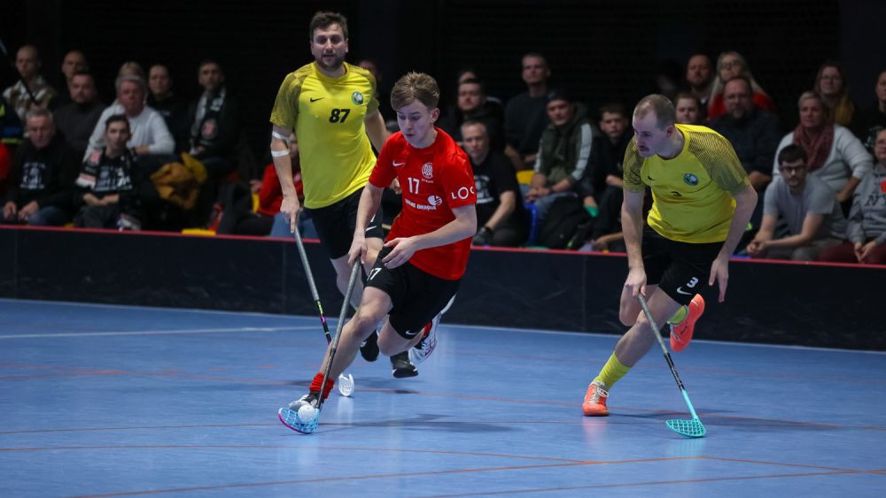 "Kurši" zaudē vietējā derbijā, kuldīdzniekiem sakāve Talsos – Florbols – Sportacentrs.com