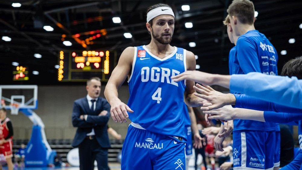 ''Ogre'' Bērza sezonas debijā sabojā Valmieras saspēlnieka atgriešanos – Basketbols – Sportacentrs.com