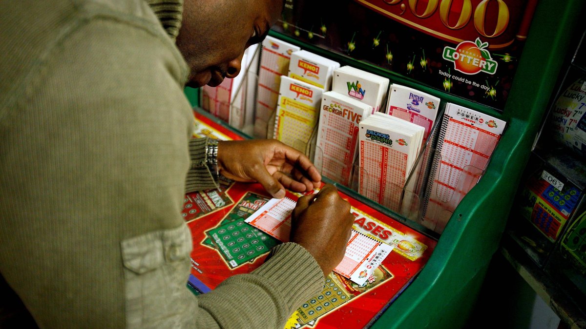 ASV "Powerball" loterijā laimēti 1,8 miljardi dolāru