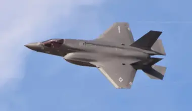 ASV Gaisa spēku F-35 pilots gandrīz stundu velti runāja ar Lockheed tehnisko atbalstu pirms lidmašīnas katastrofas