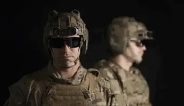 Anduril prezentē jauno militāro MR ķiveri EagleEye ar MI un misijas vadības funkcijām