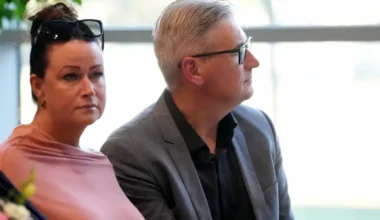 Apgabaltiesa Bondaram un viņa sievai par dokumentu viltošanu piespriež 44 400 eiro naudas sodu