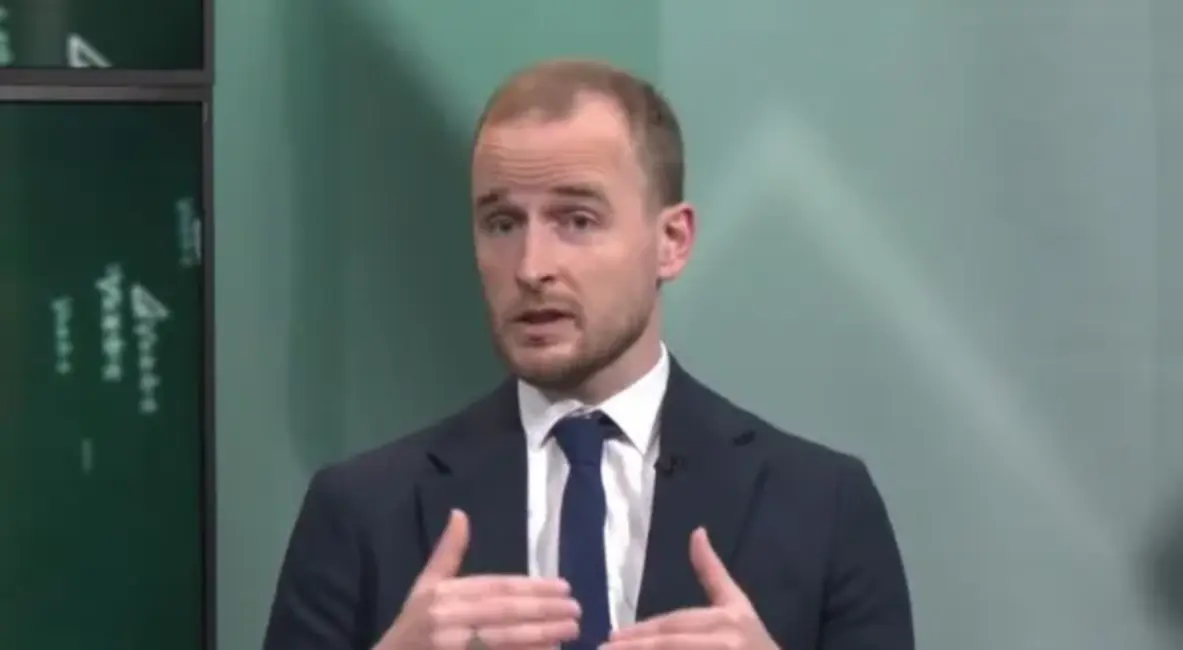 Ārstu biedrība: Rindu iemesls – miljarda eiro trūkums un nepietiekams finansējums