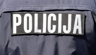 Brunavas pagasta suņu apšaude: Diviem Bauskas novada policistiem piemēroti disciplinārsodi