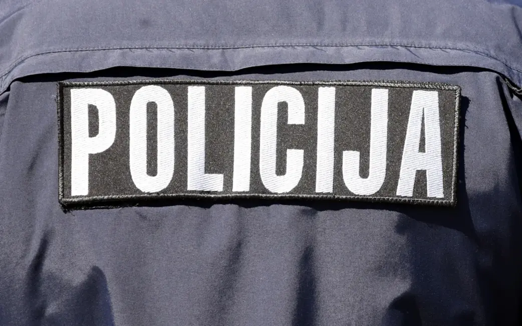 Brunavas pagasta suņu apšaude: Diviem Bauskas novada policistiem piemēroti disciplinārsodi