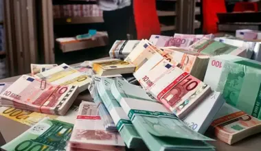 Bulgārija gatavojas eiro ieviešanai: cerības uz ekonomisko izaugsmi un bažas par politisko nestabilitāti