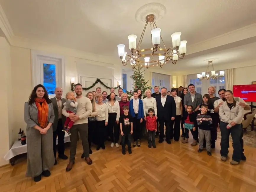 Burkānu vietā konfekšu – latvieši pasaulē saglabā Ziemassvētku tradīcijas un pielāgo tās jaunajai videi