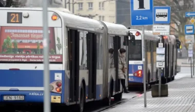 Darba inspekcija piemēro sodu "Rīgas satiksmei" par virsstundu darba pārkāpumiem