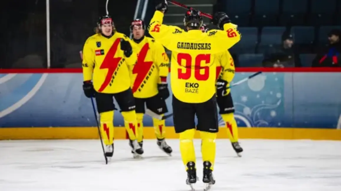 Dramatiskais Atgriešanās Elektrēnos: Rīgas Jaunieši Papildlaikā Pieveic Vietējo „Enerģiju”