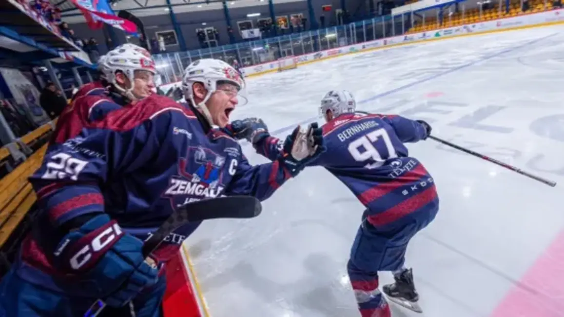 Dramatiskais Sākums un Uzbrūkošā Uguns: "Zemgale"/LBTU Astoņreiz Pārspēj Rīgas "Prizmu"