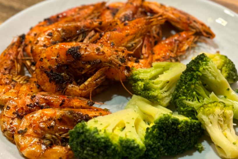 Kā pareizi cept garneles, lai tās nekļūtu “gumijotas” + nedaudz vēstures