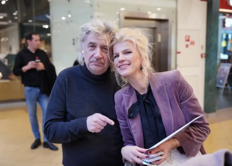 FOTO: Mazajiem lasītājiem prezentēta Dainas Ēķes aizraujošā grāmata "Gribu būt arhitekts"