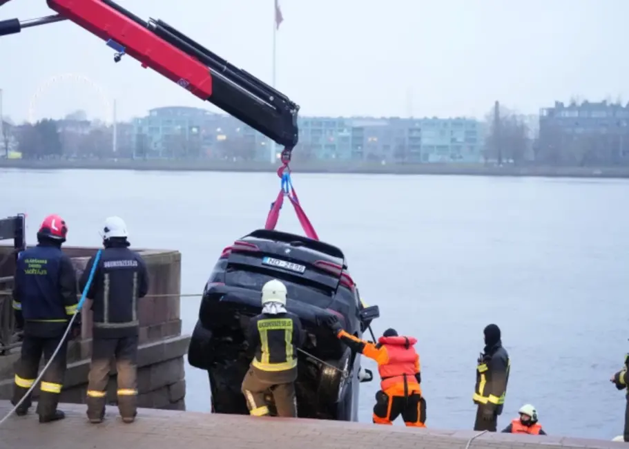 Gada beigu Revīzija: Satiksmes Negadījumu Skaits 2025. Gada Latvijā – Ministrs Aicina Pārdomāt Sodu Stingrību