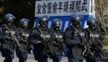 Japānā noticis asiņains uzbrukums gumijas rūpnīcā: 15 ievainoti