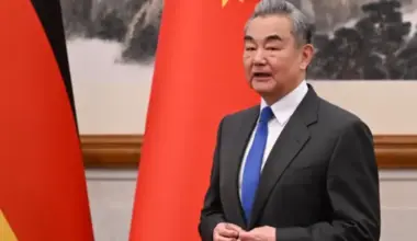 Ķīna noteikusi sankcijas 20 ASV uzņēmumiem un 10 vadītājiem par ieroču pārdošanu Taivānai