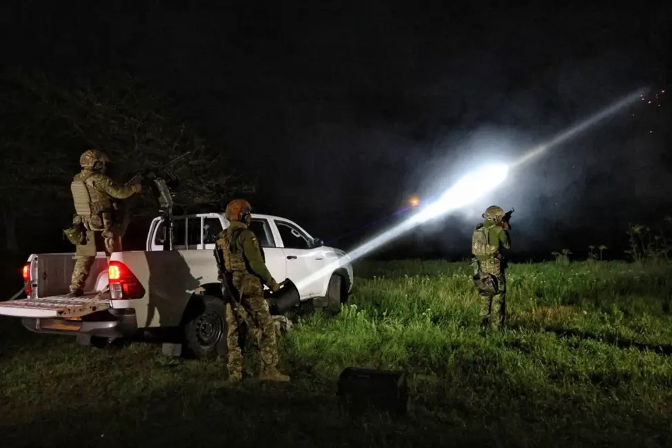 Krievija Naktī uzbrukusi Ukrainai ar 131 dronu: Gaisa spēki ziņo par masveida triecienu