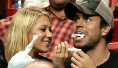 Kurņikova un Iglesiass sveic ceturto atvasi ar sirdi aizkustinošu ģimenes foto