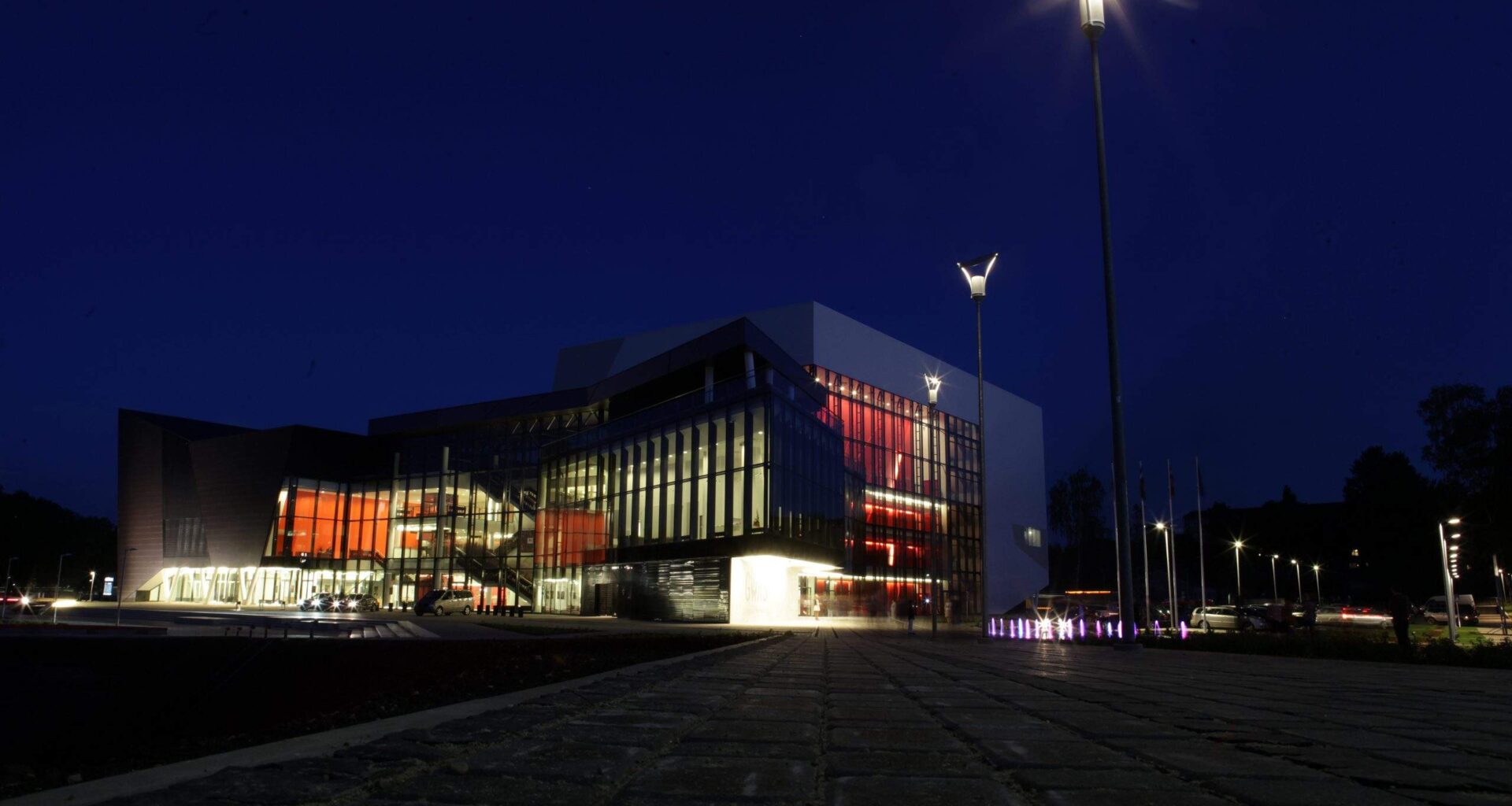 “”Gors” sakarā. To nevajadzēja nemaz celt. Tas bija īstais risinājums jau sākotnēji.” Soctīkli ir skarbi par Latgales kultūras Mekas problēmām