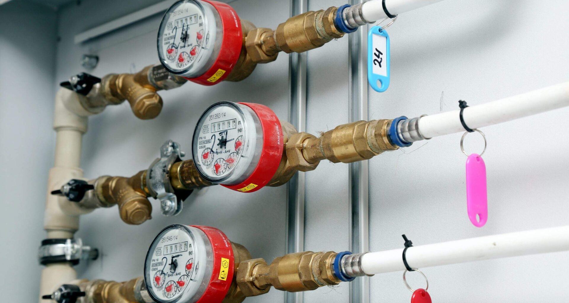 Prieki par ūdens skaitītāju reformu būs īsi: solīto ietaupījumu vietā iedzīvotājiem jārēķinās ar papildu izdevumiem