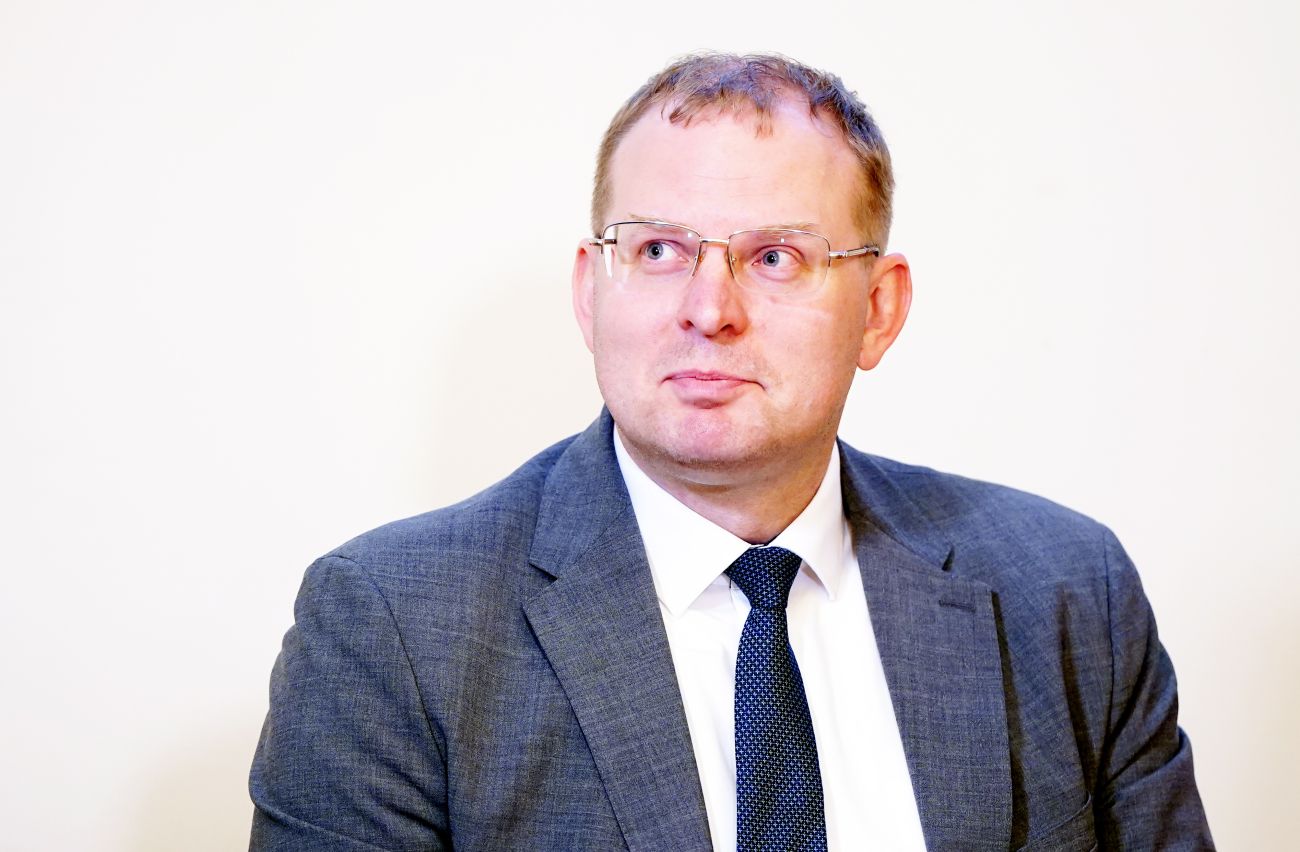 Pienācis brīdis, kad Ukrainai jāsamierinās ar teritoriju zaudēšanu, norāda Ārpolitikas institūta direktors -