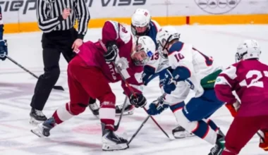 Latvijas U18 hokeja izlase Jelgavā pieveic Norvēģiju divās no trim pārbaudes spēlēm