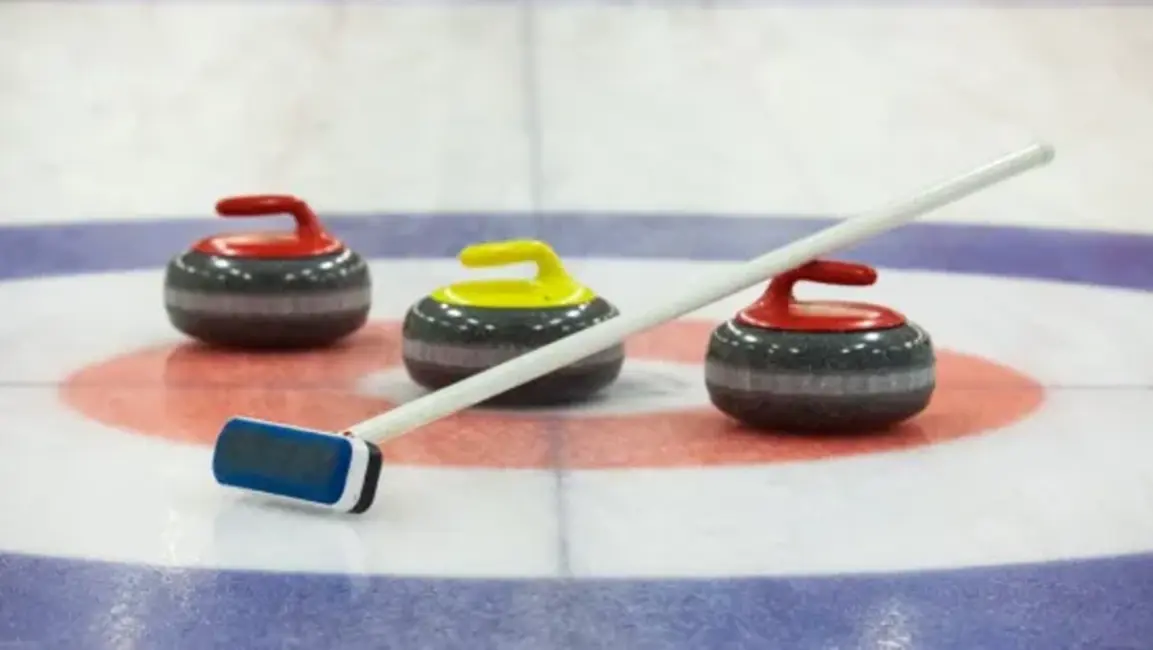 Latvijas junioru kērlingistes bez variantiem piekāpjas ASV Pasaules čempionāta ceturtdaļfinālā