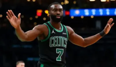 Lenards un Brauns atzīti par NBA nedēļas labākajiem spēlētājiem