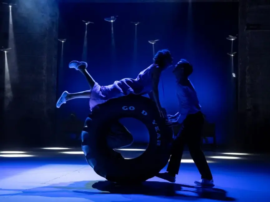 Liepājas teātris: Blaumanis mūsdienu skatījumā – «Trīs bēres un divas kāzas»