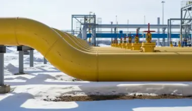 Lietuvas "Amber Grid" un "Gazprom" noslēdz jaunu piecu gadu gāzes tranzīta līgumu uz Kaļiņingradu