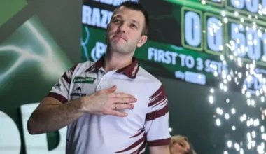 Madars Razma trešo gadu pēc kārtas sasniedz Pasaules čempionāta 3. kārtu, pārspējot spraigā cīņā skotu debitantu