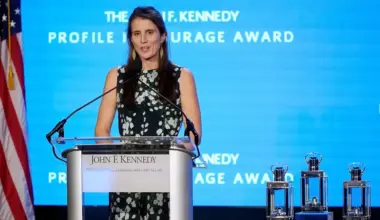 Mirusi 35 gadus vecā Tatjana Šlosberga, ASV prezidenta Kenedija mazmeita