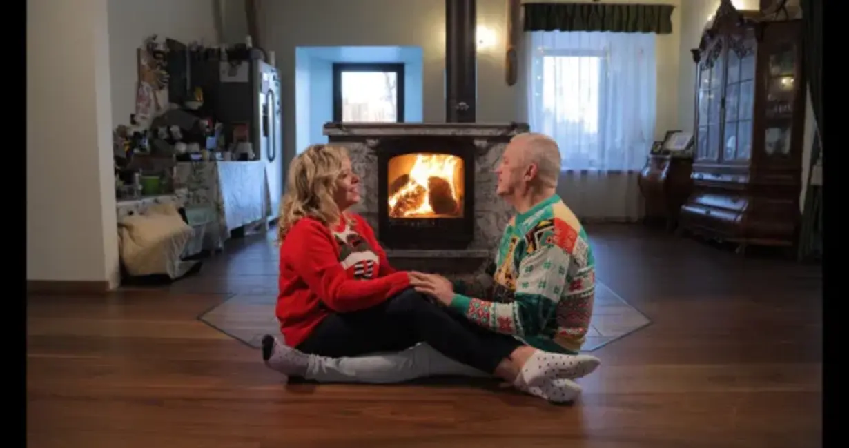 “Muzikālā apvienība LA” dāvina svētku gaidīšanas singlu “Kāds eņģelītis”