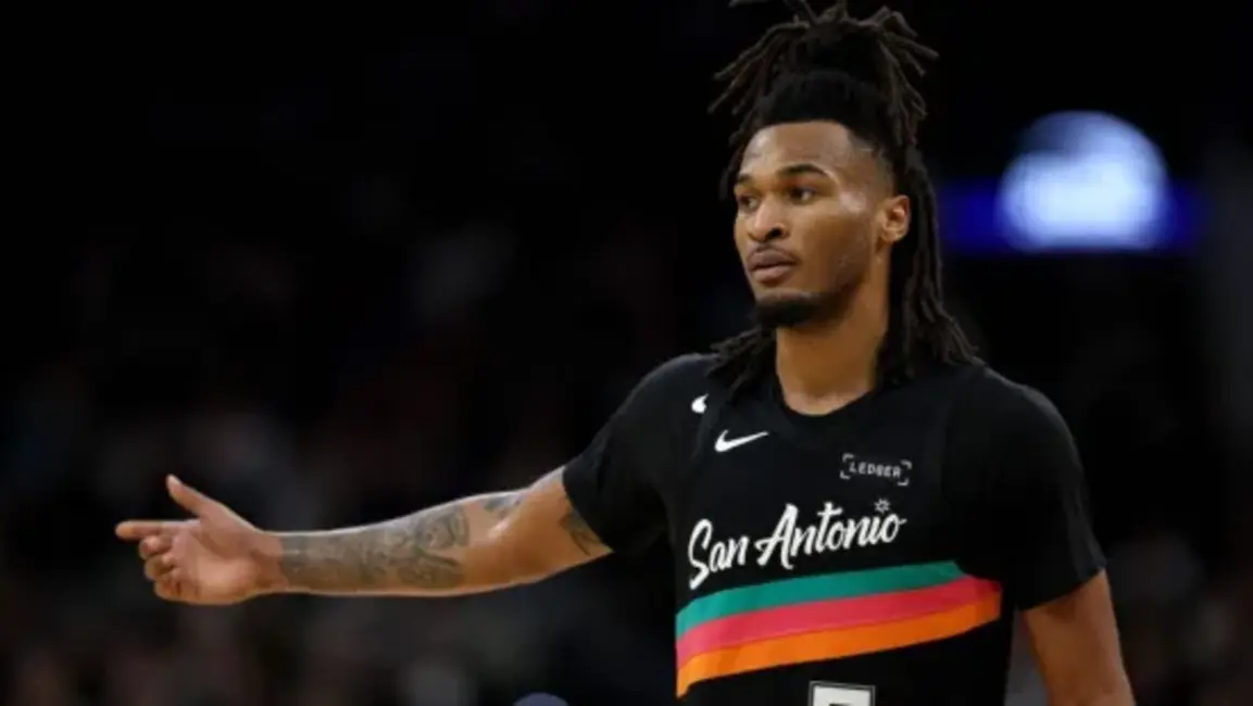 Neaizmirstamā Nakts NBA: «Spurs» Atkal Pārsteidz Čempionus, Flegs Aizēno «Nuggets» Uzvarā Pār «Thunder»