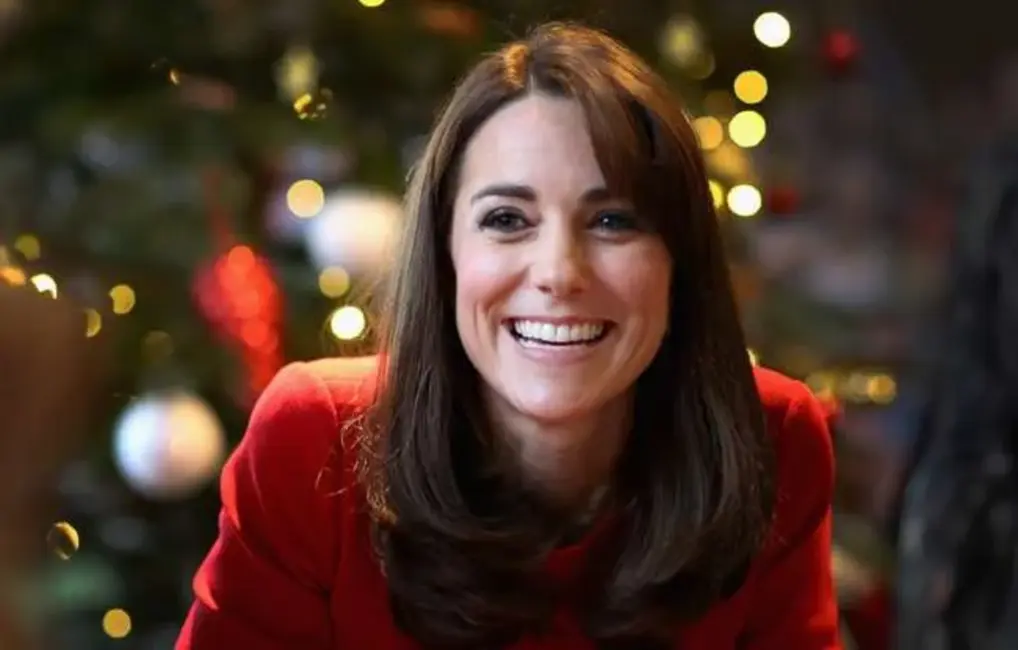 No saskaņotām pidžamām līdz “McDonald's” maltītei: Kā slavenības piekopj Ziemassvētku tradīcijas