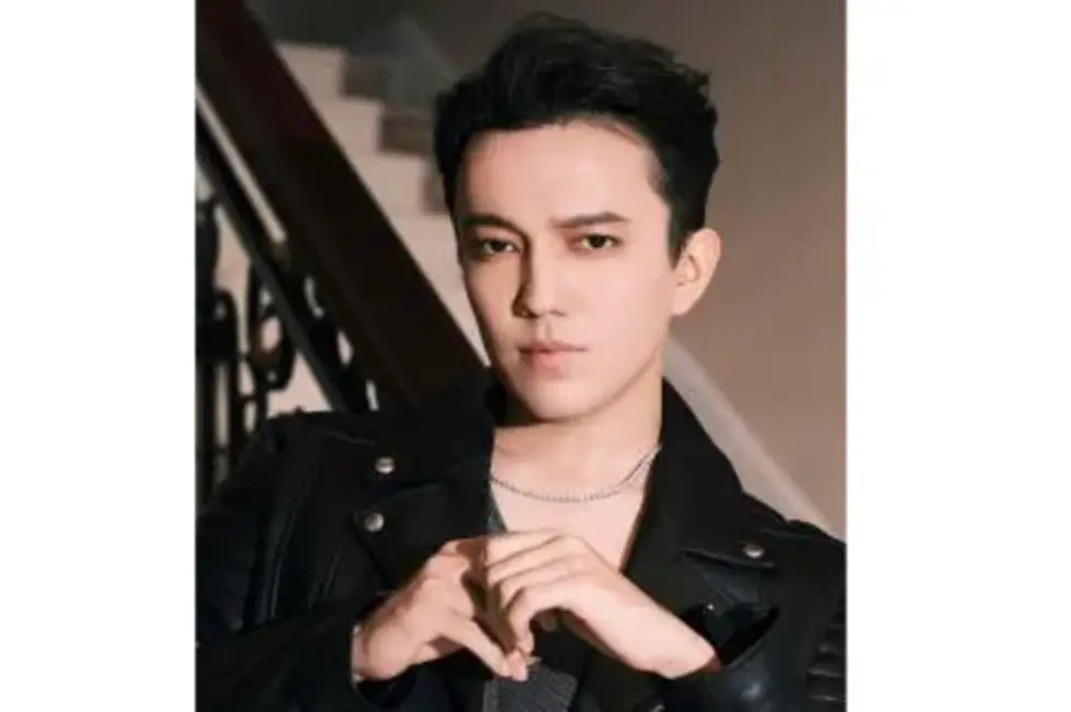 Pasaulslavenais Dimāšs Kudaibergens sniegs iespaidīgu koncertu Rīgā decembrī