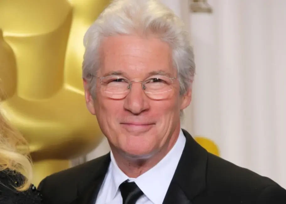 Ričards Gīrs beidzot atklāj patiesību par 30 gadu "Oskaru" klusēšanas sodu