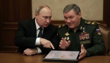 Rietumu medijs: Krievijas ģenerāļi Putinam sniedz pārspīlēti optimistisku ainu par situāciju Ukrainas frontē