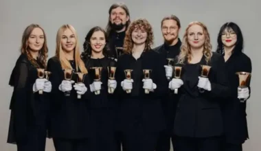 Rīgas Zvanu Ansamblis “PRIMUS” Publicē Unikālu Ziemassvētku Albumu “Zvaniņš Skan!”