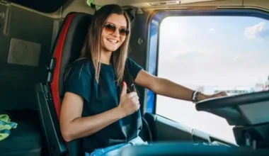 Rinkēvičs lūdz Saeimu atkārtoti izvērtēt kravas auto vinješu likumu: bažas par tautsaimniecības slogu