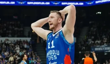 Rolands Šmits – rezultatīvākais arī Turcijas čempionātā pēc Eirolīgas spožā snieguma