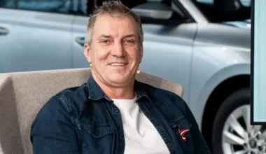 Sandis Ozoliņš atgriežas izlases ģērbtuvē trenera lomā: Ko leģendu pārsteidza jaunākās paaudzes hokejistu vidē?