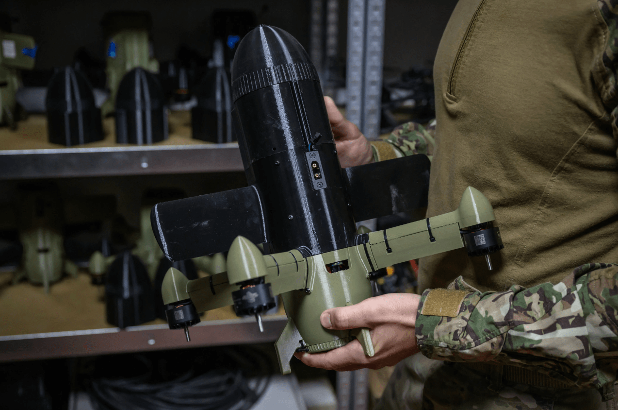 Ukraina ik dienu saražo teju 1000 speciālo militāro dronu, lai cīnītos ar ienaidnieku